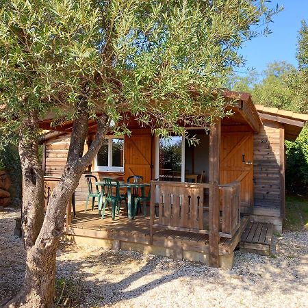 Les Chalets Du Relais D'Aguilar Tuchan Eksteriør billede